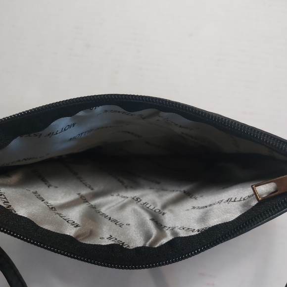 Mottif Istanbul Woman's Red and Gold Mini Shoulder Bag NWT - Picture 4 of 8